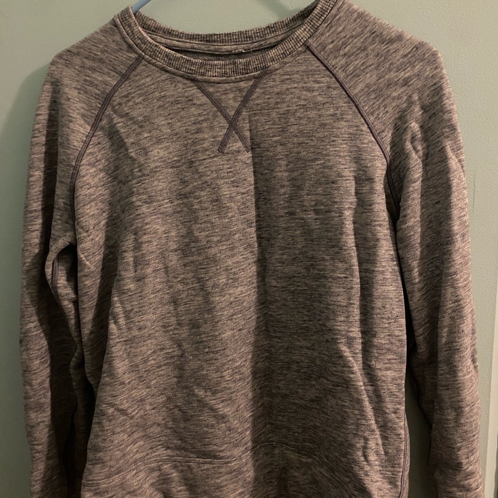 LuLuLemon Heather Gray Crew Neck
